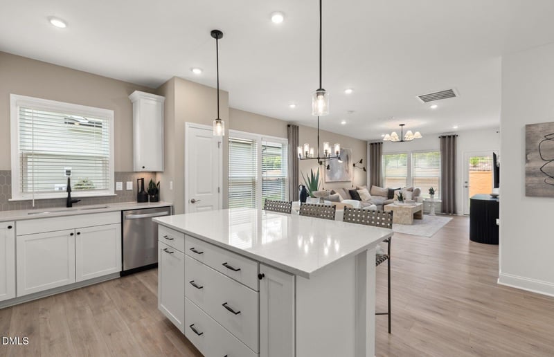 84 Omaha Way, Clayton, NC 27520