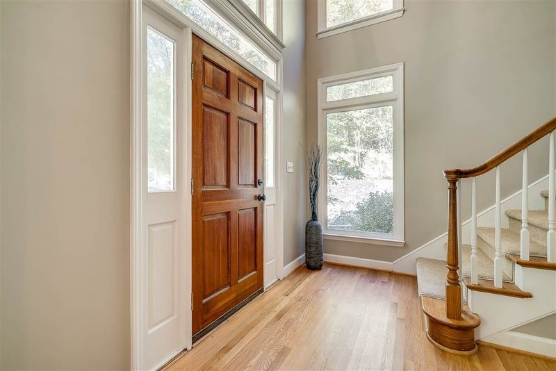 84 Orchard Vw, Chapel Hill, NC 27517