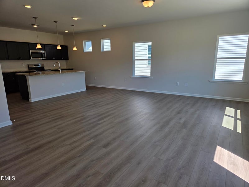 84 Oyster Tabby Dr, Lillington, NC 27546