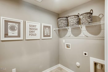 84 Saintsbury Dr, Fuquay Varina, NC 27526