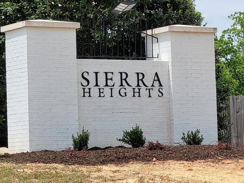 84 Sequoia Dr, Clayton, NC 27527