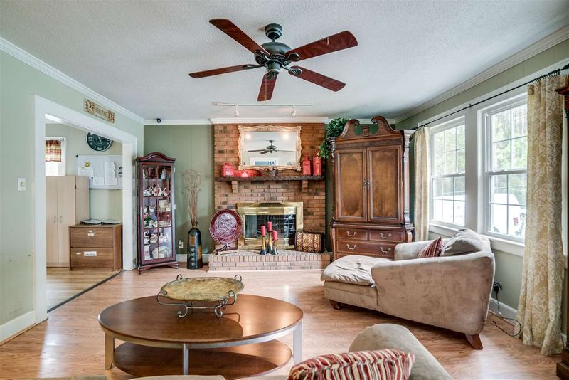 840 Avalon Rd, Durham, NC 27704