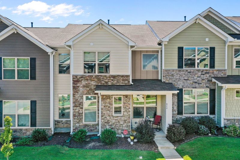 840 Country Downs Rd, Wake Forest, NC 27587