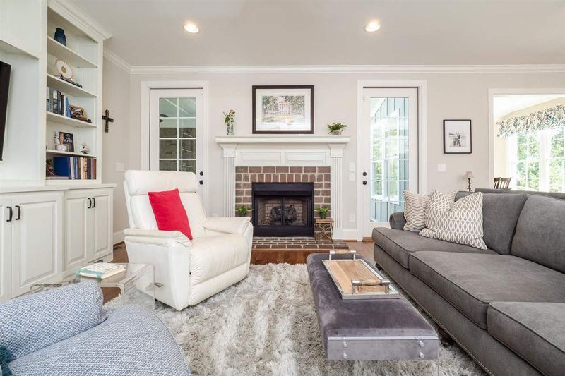 840 Shelley Rd, Raleigh, NC 27609