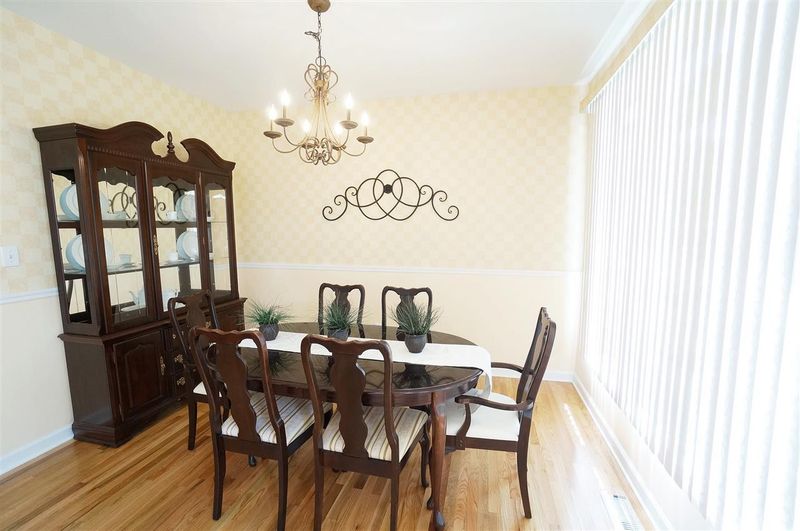 8400 Neuse Rapids Dr, Raleigh, NC 27616