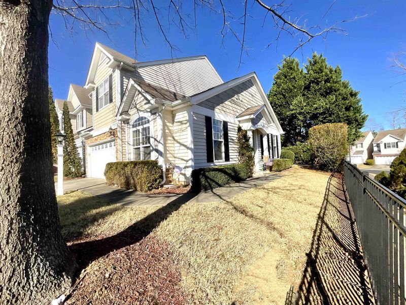 8400 Split Stone Ln, Raleigh, NC 27613