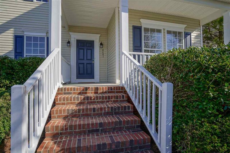 8401 Bratt Ave, Wake Forest, NC 27587