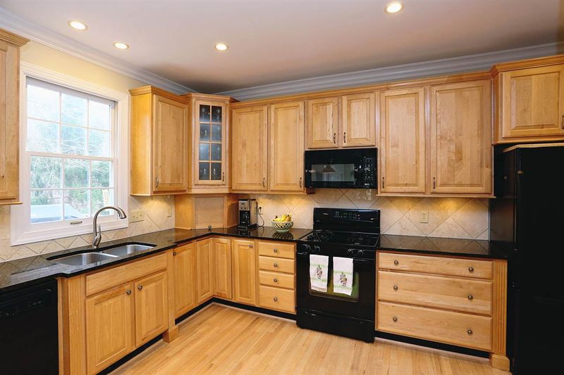 8401 Inverness Way, Chapel Hill, NC 27516
