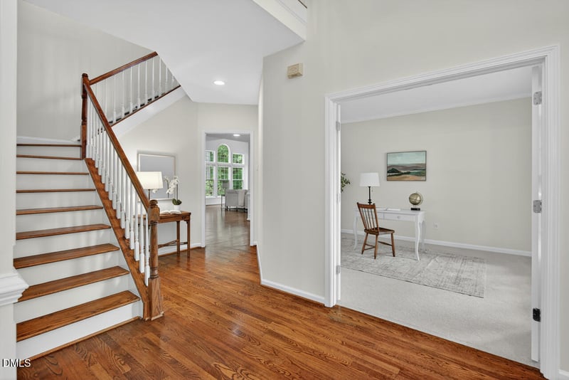 8401 Piney Branch Dr, Apex, NC 27539