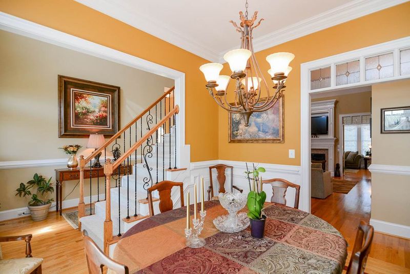 8401 Tadmore Ln, Knightdale, NC 27545