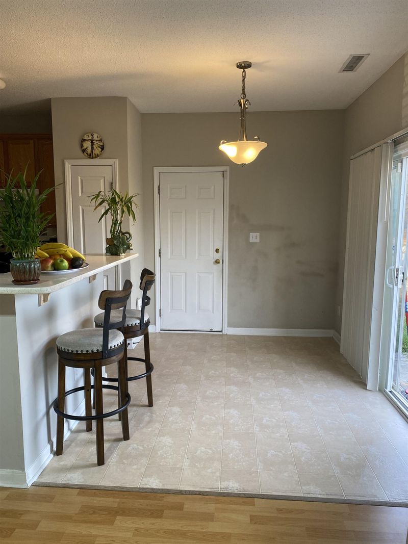 8404 Neuse Timbers Ct, Raleigh, NC 27616