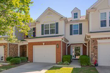 8404 Saltwood Pl, Raleigh, NC 27617
