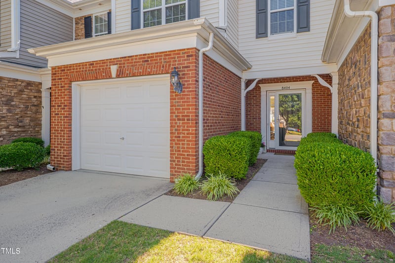 8404 Saltwood Pl, Raleigh, NC 27617