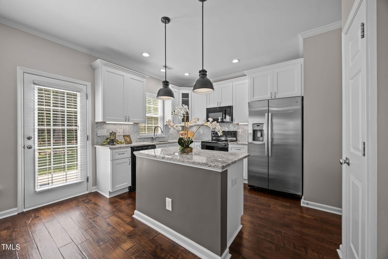 8404 Stone Mason Dr, Raleigh, NC 27613