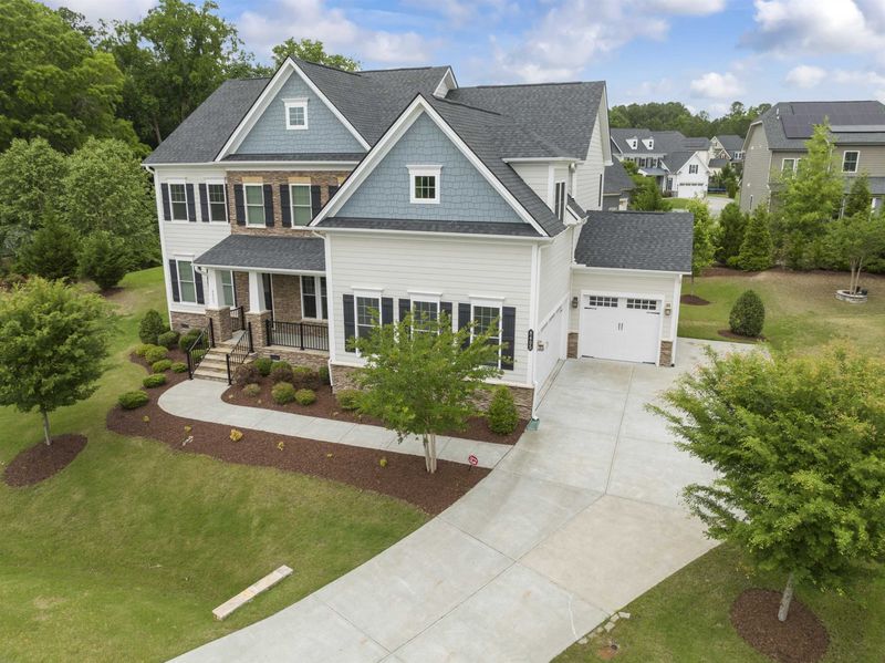 8405 Broderick Pl, Cary, NC 27519