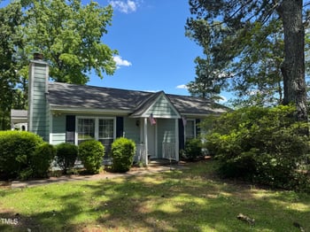 8405 Falcon Crest Cir, Angier, NC 27501