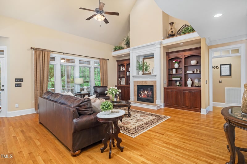8405 Hempton Cross Dr, Wake Forest, NC 27587