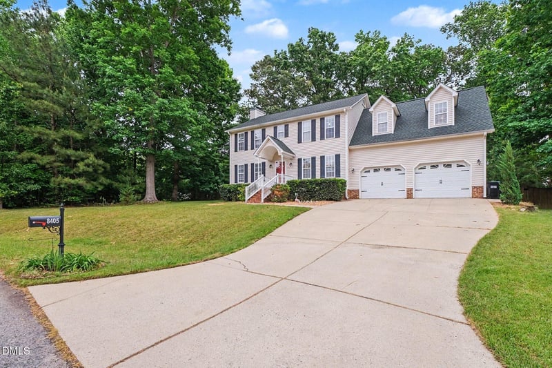 8405 Ridgebury Rd, Raleigh, NC 27603