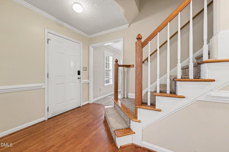 8405 Ridgebury Rd, Raleigh, NC 27603