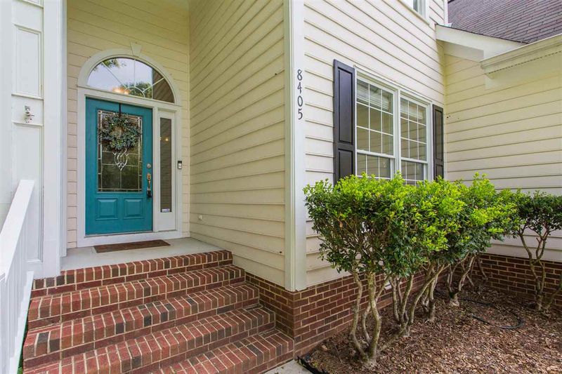 8405 Yucca Trl, Raleigh, NC 27615