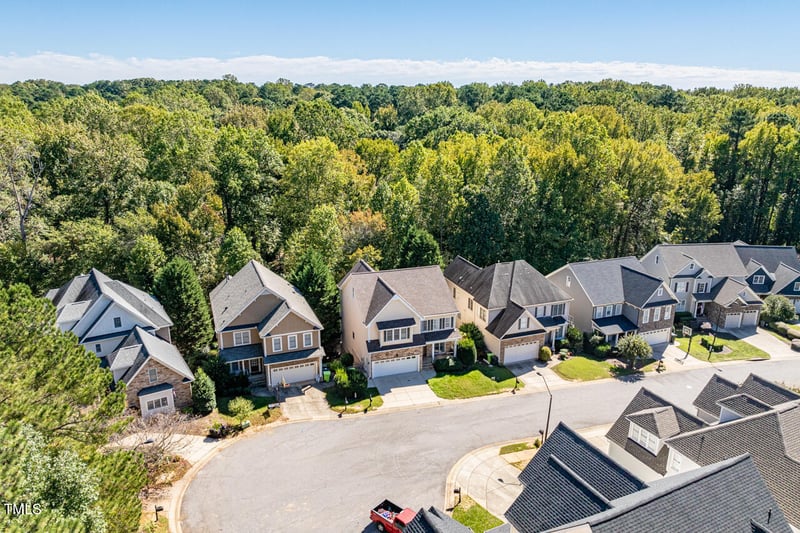8406 Wheatstone Ln, Raleigh, NC 27613