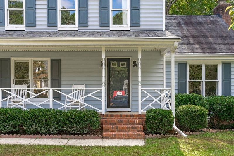 8408 Framingham Ct, Raleigh, NC 27615