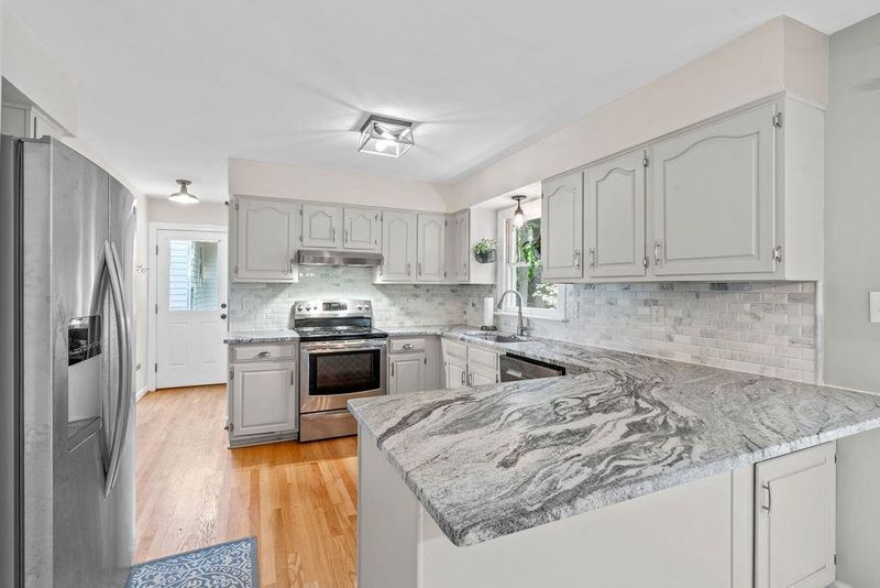 8408 Framingham Ct, Raleigh, NC 27615