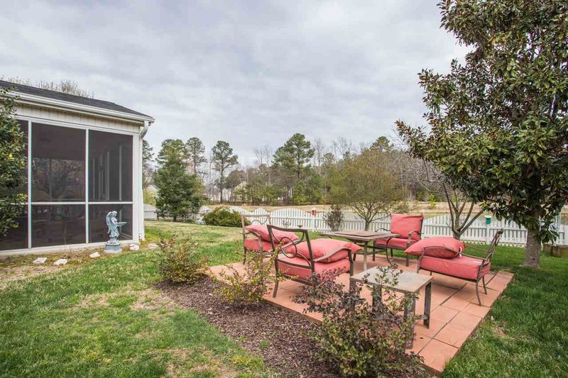 8408 Neuse Timber Ct, Raleigh, NC 27616