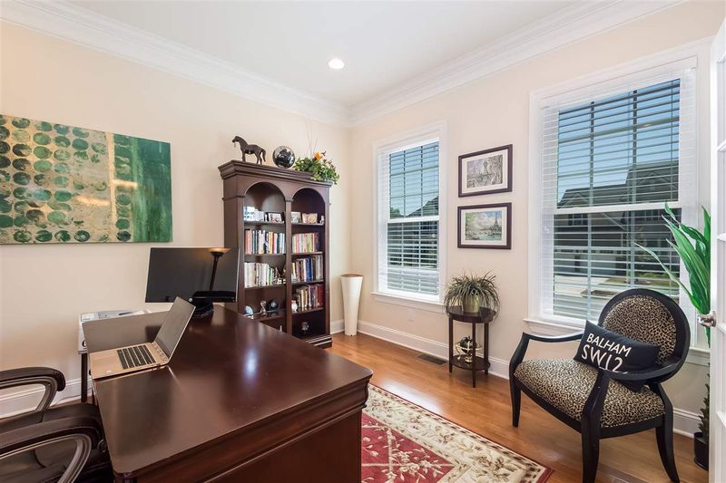 8409 Broderick Pl, Cary, NC 27519