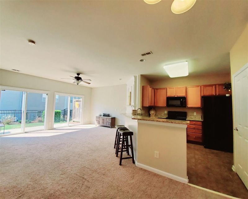 8409 Pilots View Dr, Raleigh, NC 27617