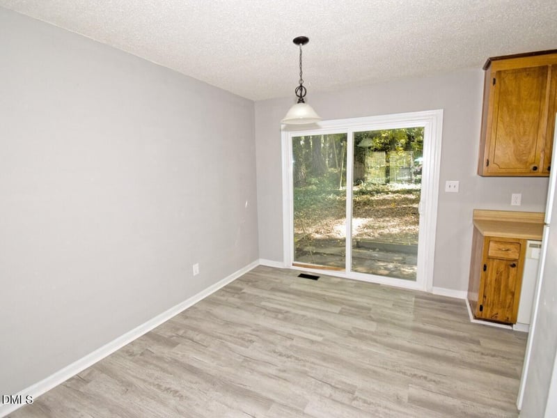 841 Barringer Dr, Raleigh, NC 27606