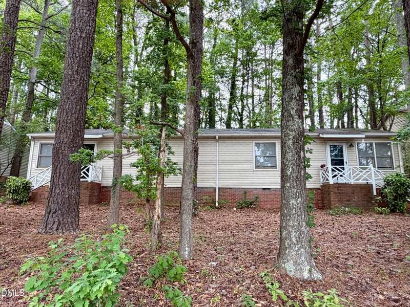841 Barringer Dr, Raleigh, NC 27606