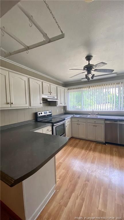 841 Eugene St, Fayetteville, NC 28306