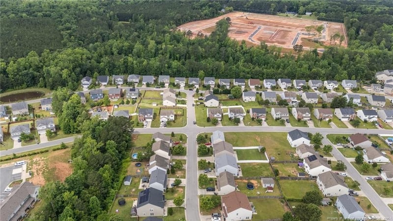 841 Golden Horseshoe Ln, Sanford, NC 27330