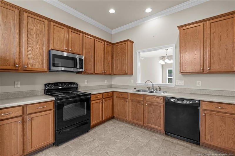 841 Golden Horseshoe Ln, Sanford, NC 27330