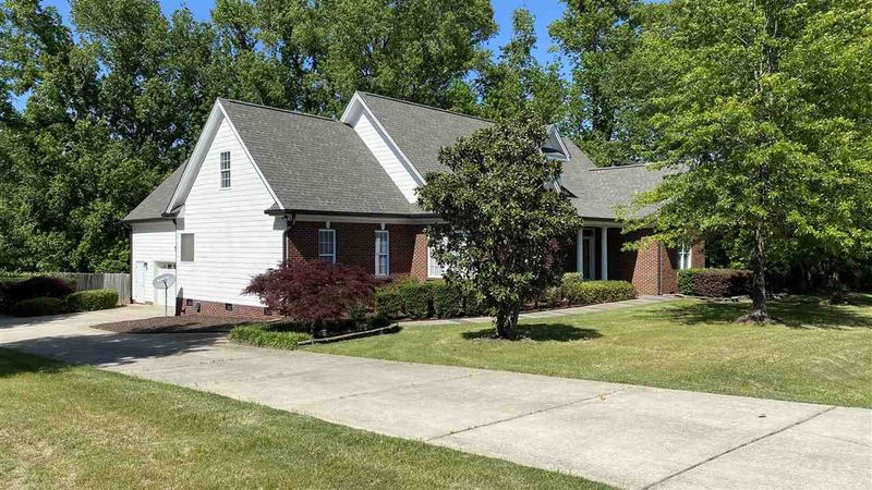 841 Oxen Cir, Raleigh, NC 27603
