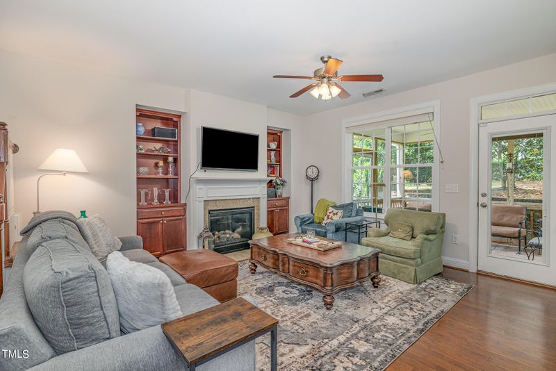841 Swan Neck Ln, Raleigh, NC 27615