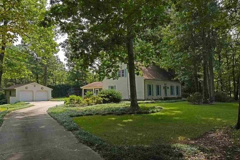 8412 Azalea Pl, Raleigh, NC 27613