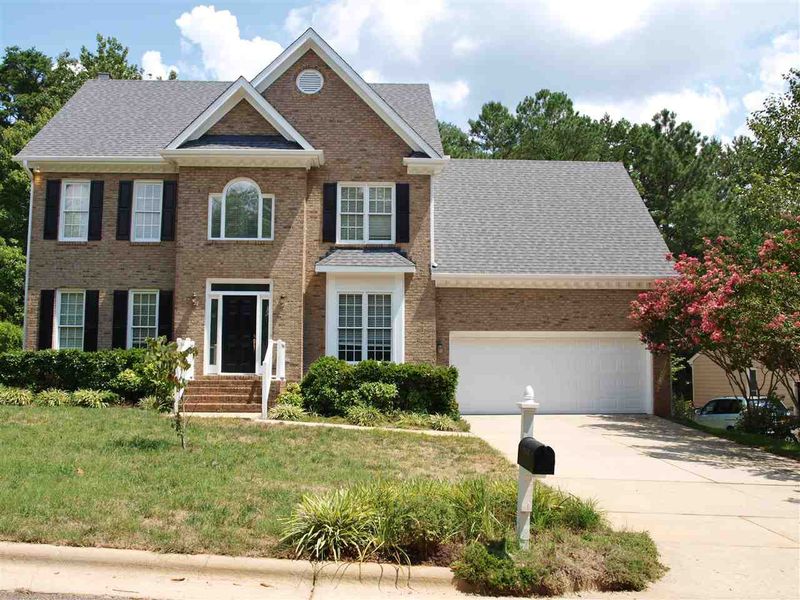8412 Baileycroft Dr, Raleigh, NC 27615