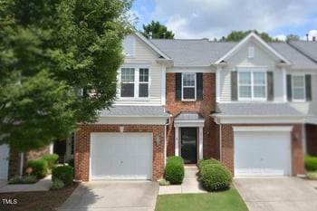 8412 Pilots View Dr, Raleigh, NC 27617