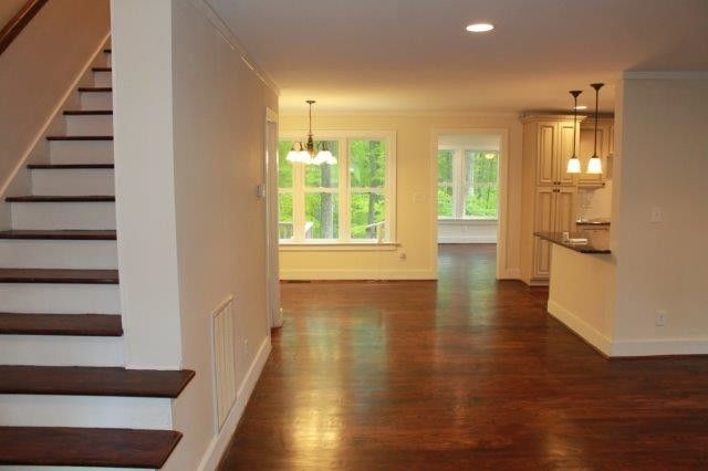 8413 Ashwood Dr, Raleigh, NC 27603
