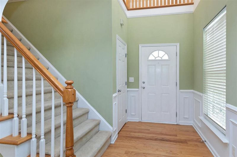 8413 Whisper Ridge Pl, Raleigh, NC 27613