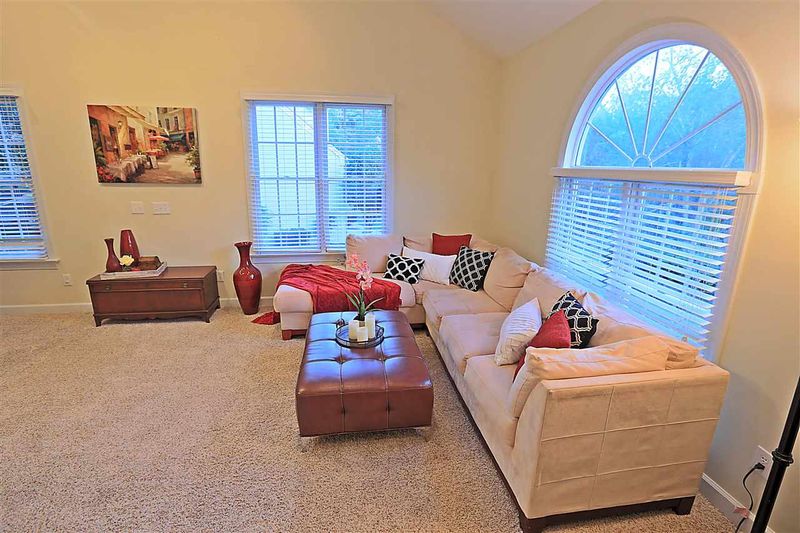 8413 Yucca Trl, Raleigh, NC 27615