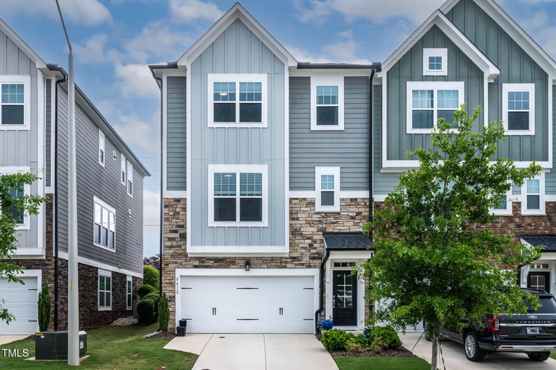 8415 Zinc Autumn Pa, Raleigh, NC 27615