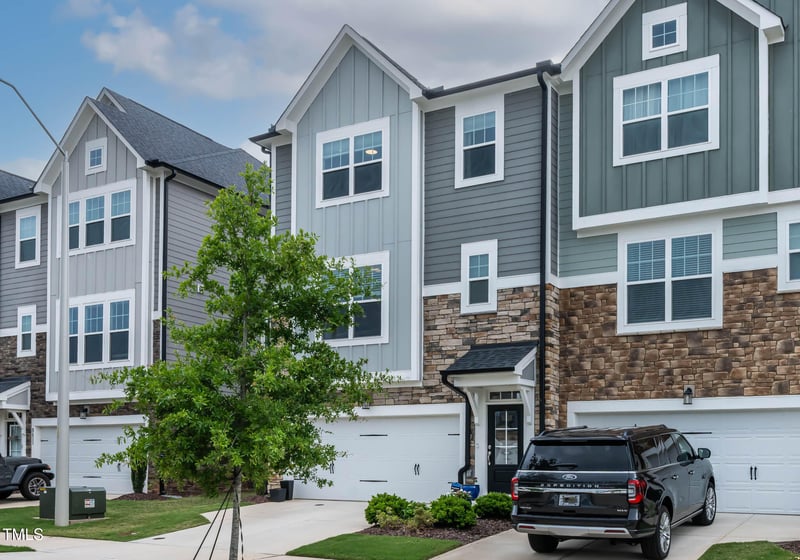 8415 Zinc Autumn Pa, Raleigh, NC 27615