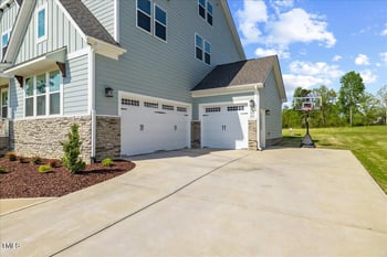 8416 Brady Pointe Rd, Fuquay Varina, NC 27526