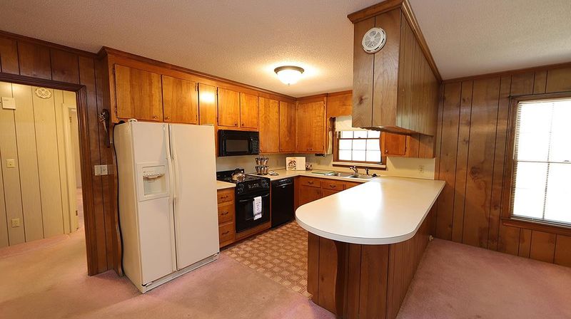 8416 Camellia St, Raleigh, NC 27603