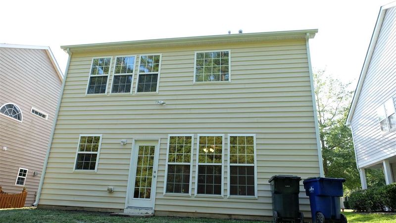 8416 Stone Mason Dr, Raleigh, NC 27613