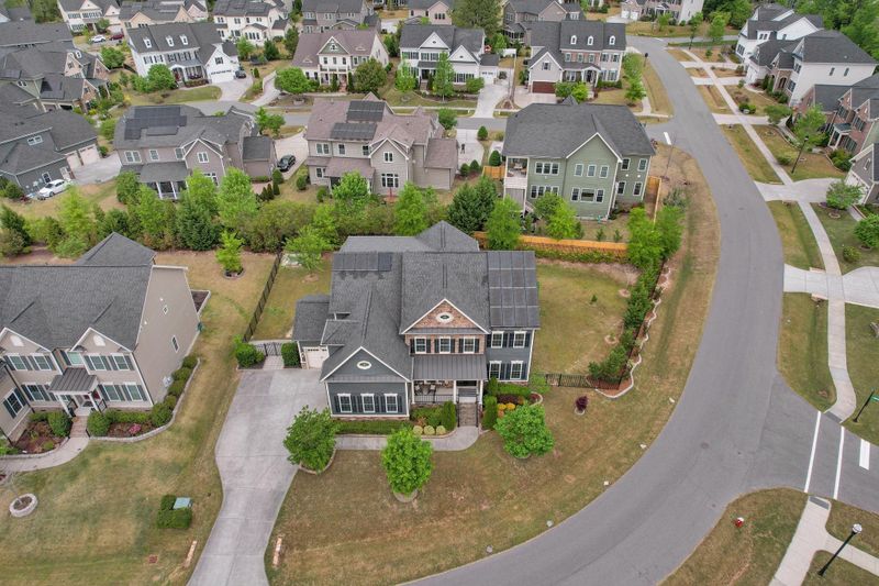 8417 Broderick Pl, Cary, NC 27519
