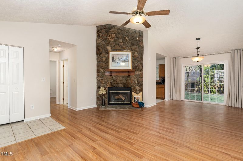 8417 Longfield Dr, Raleigh, NC 27616